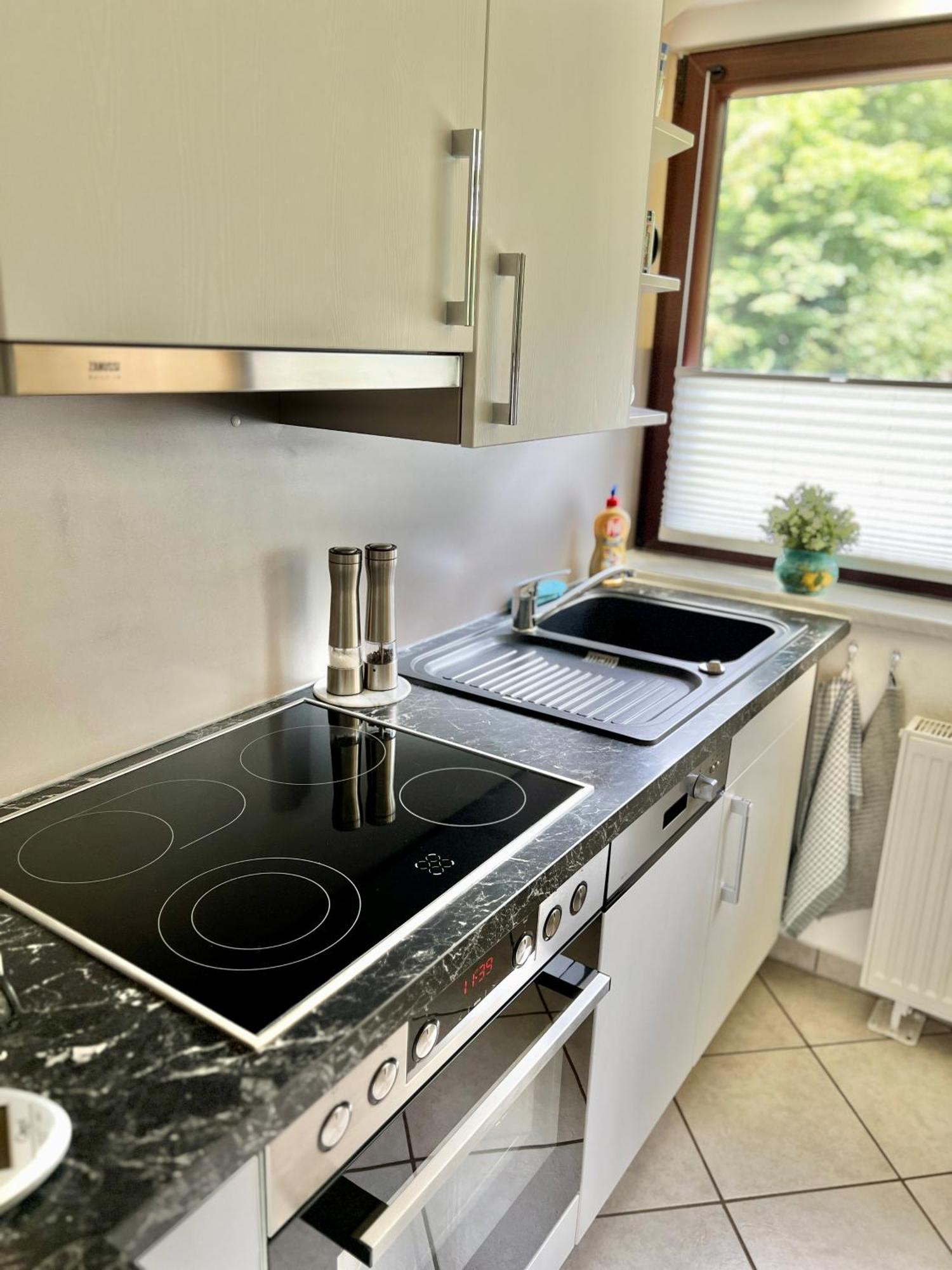 Peedy'S Luxurioese 60M² Wohnung Mit Balkonterrasse Stade Dış mekan fotoğraf